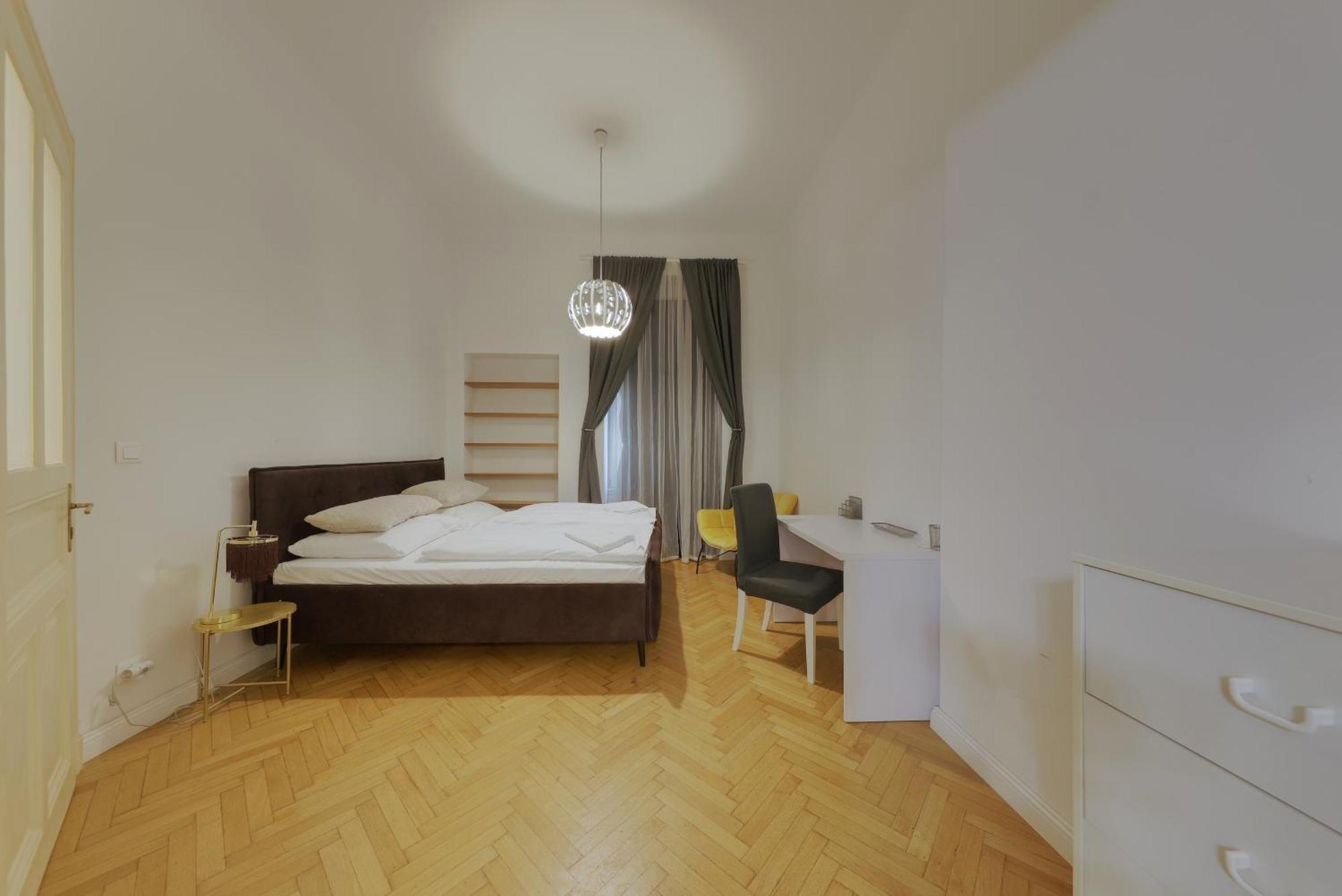 Beautiful Condo At The Old Town Bratislava Buitenkant foto