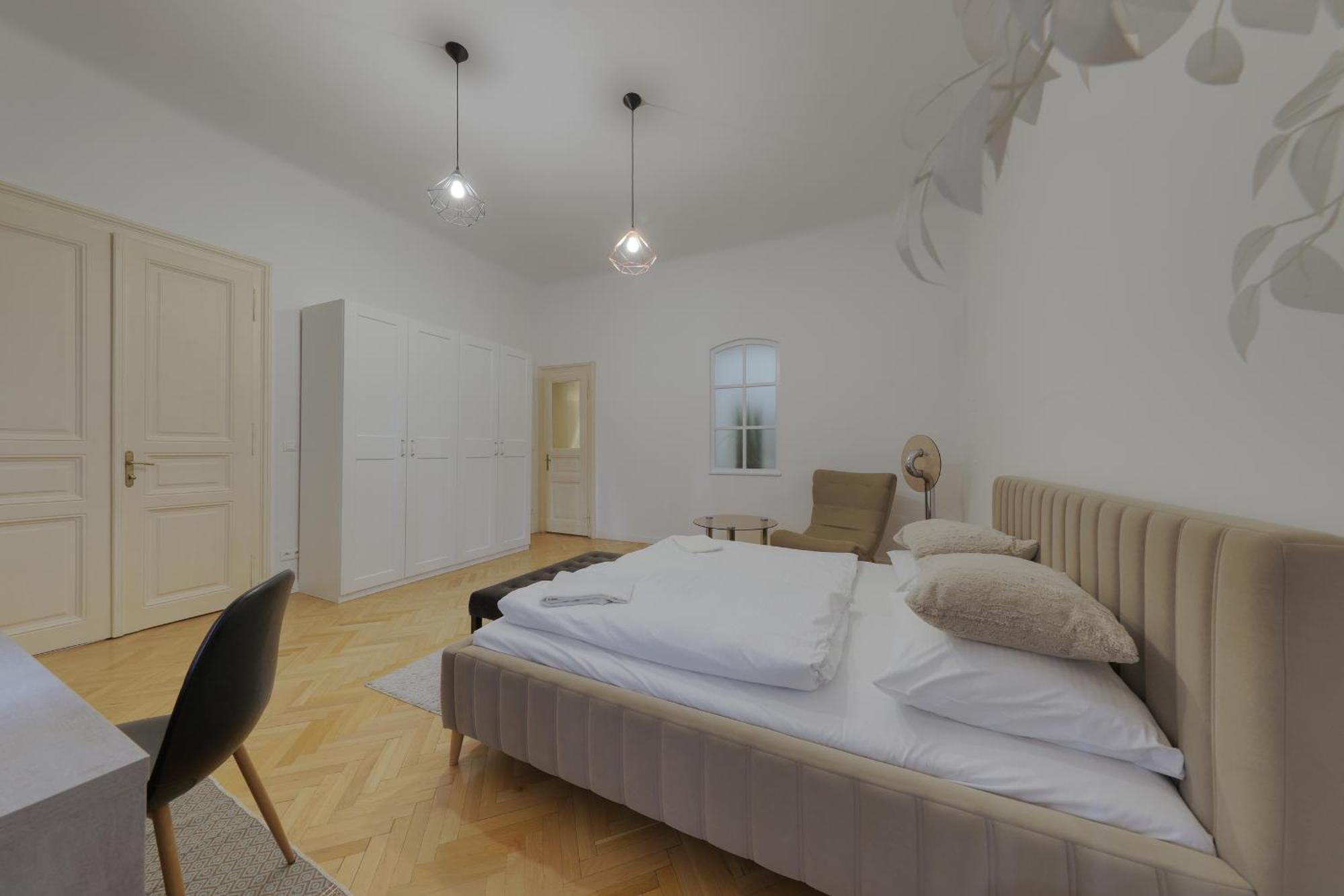 Beautiful Condo At The Old Town Bratislava Buitenkant foto